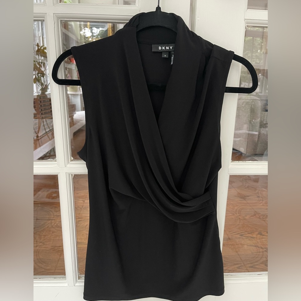 DKNY Elegant Black Sleeveless Blouse Size M